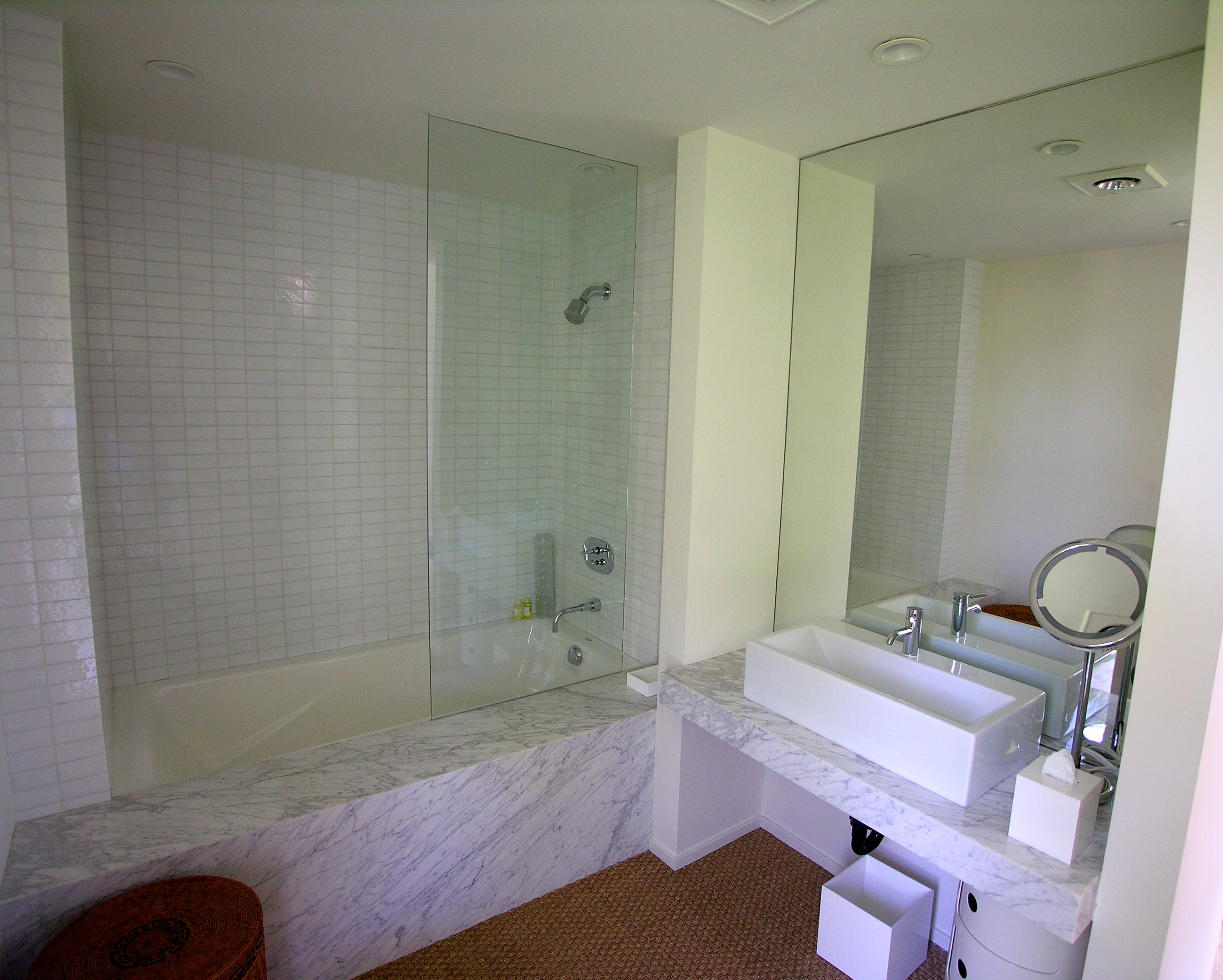 Abernathy Bath (7366)