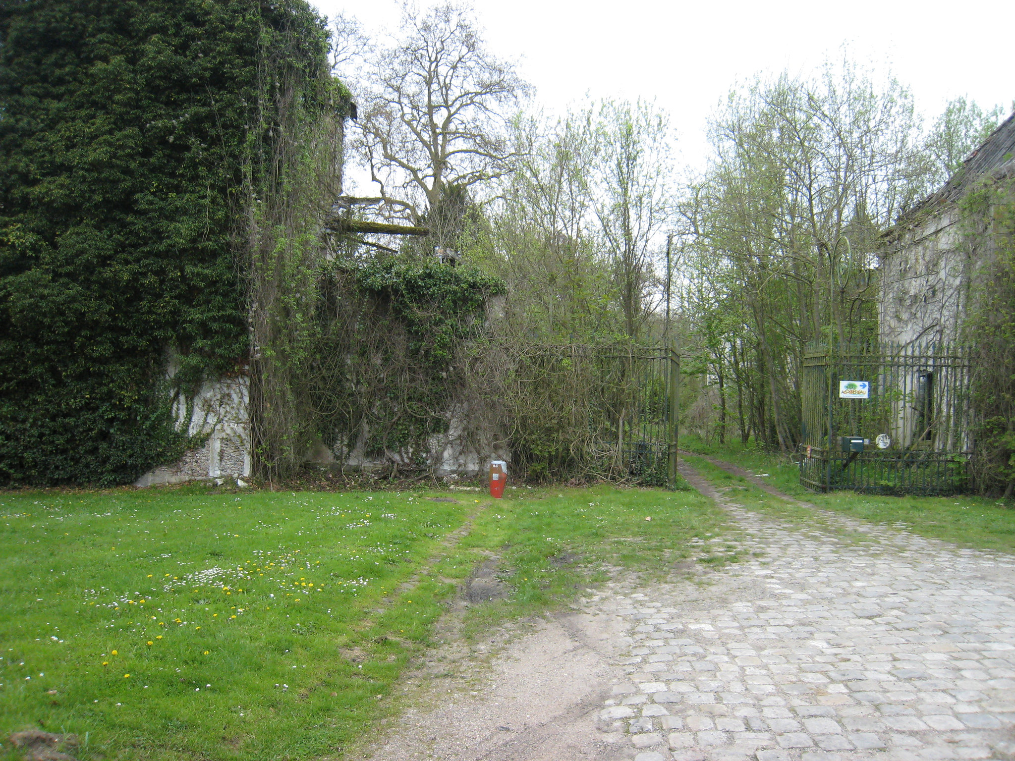 Château de Bréau