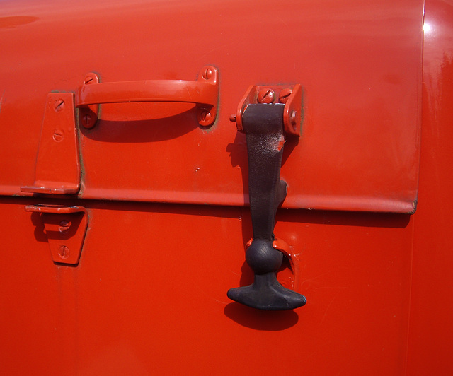 Detail am alten Feuerwehrauto  / Detail of a vintage fire engine