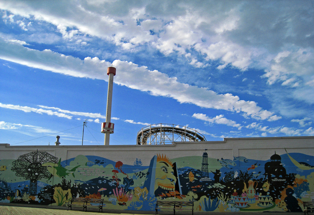 Coney Island Mural (0865)