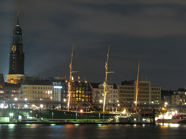 Hafen bei Nacht # 3 Hafen bei Nacht # 3