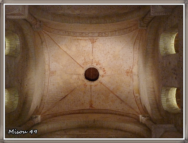 ANGERS la collégiale Saint Martin .