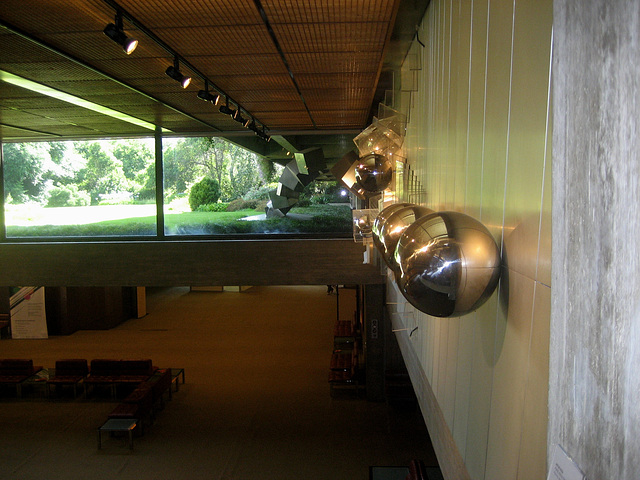 Lisboa, Foundation Calouste Gulbenkian, main building, main hall