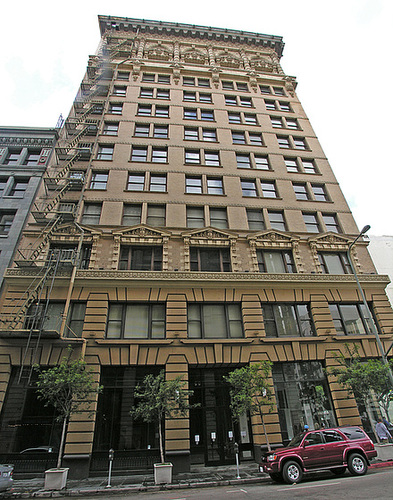 Braly Block (7951)