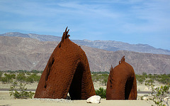 Ricardo Breceda's Dragon sculpture in Galleta Meadows Estate (4504) Ricardo Breceda's Dragon sculpture in Galleta Meadows Estate (4504)