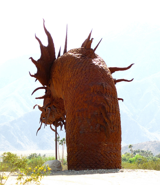 Ricardo Breceda's Dragon sculpture in Galleta Meadows Estate (4508)