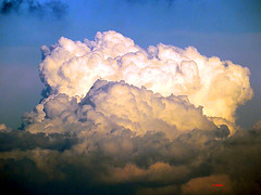 Nuages sur ciel bleu !