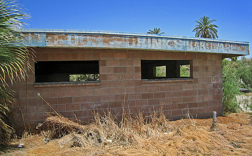 North Shore Marina Bait Shack (1327)