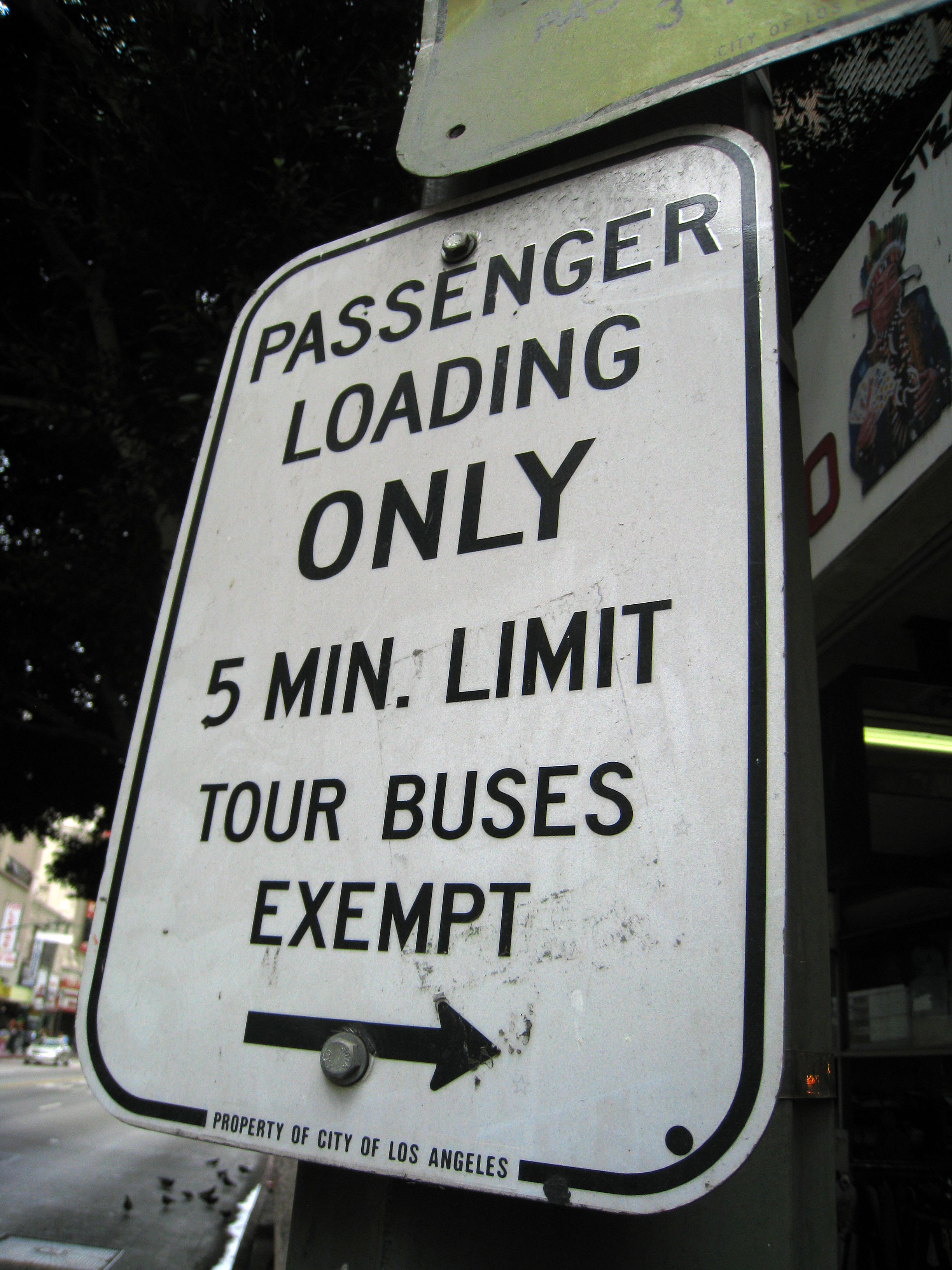 Clifton's Cafeteria Street Parking (0882)