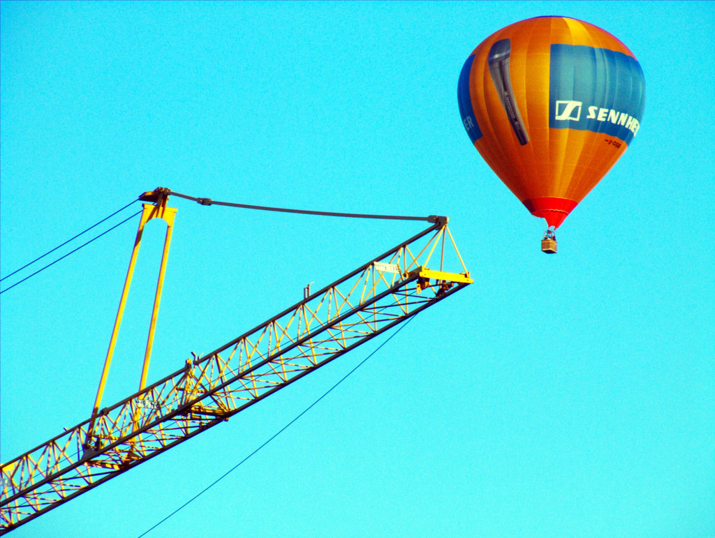 Heissluftballon mit Kran