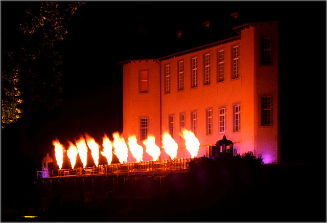 Schloß Dyck Feuer und Flamme 044