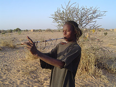 Joueur de flûte Peul, Agadez (Niger)