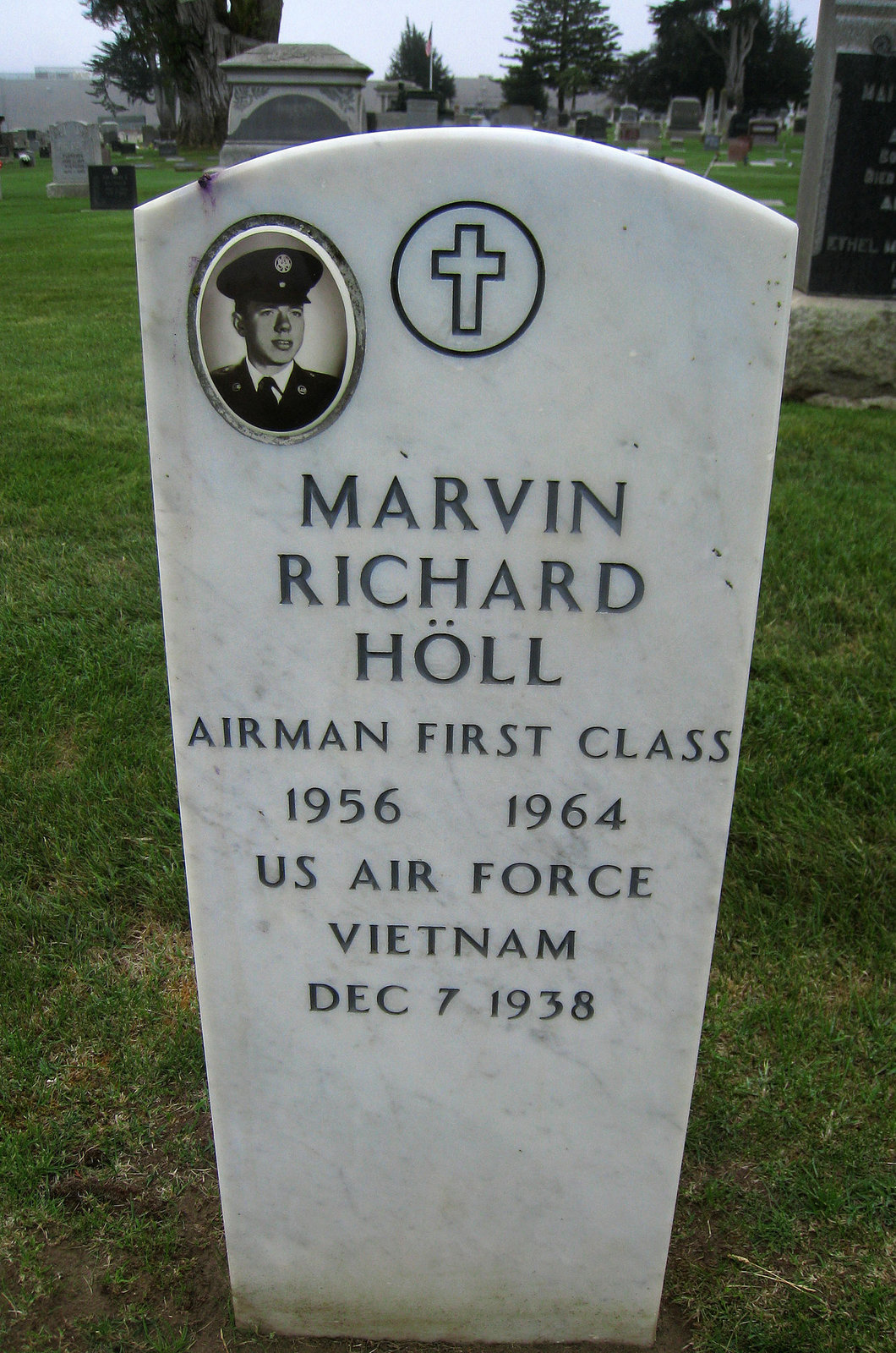 Woodlawn Cemetery - Marvin Richard Höll (1261)