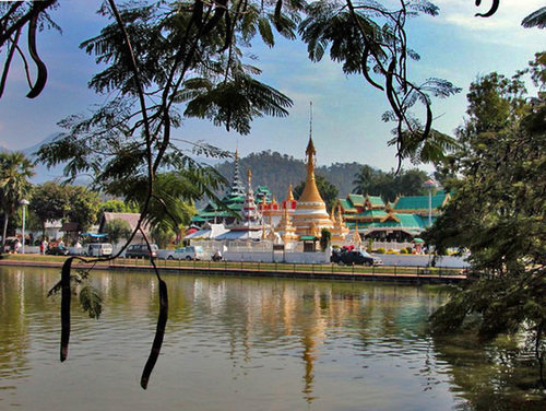 Mae Hong Son, Wat Chong Klang and Wat Chong Kham