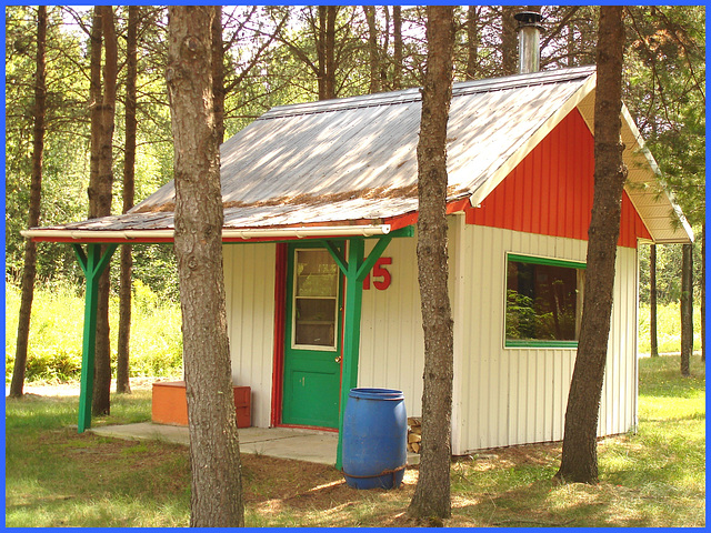 Chalet no-15 -  Solitude Ste-Françoise au Québec - 19 août 2006.