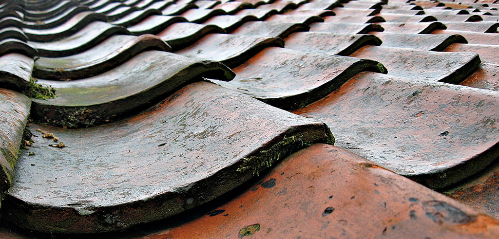 Roof tiles