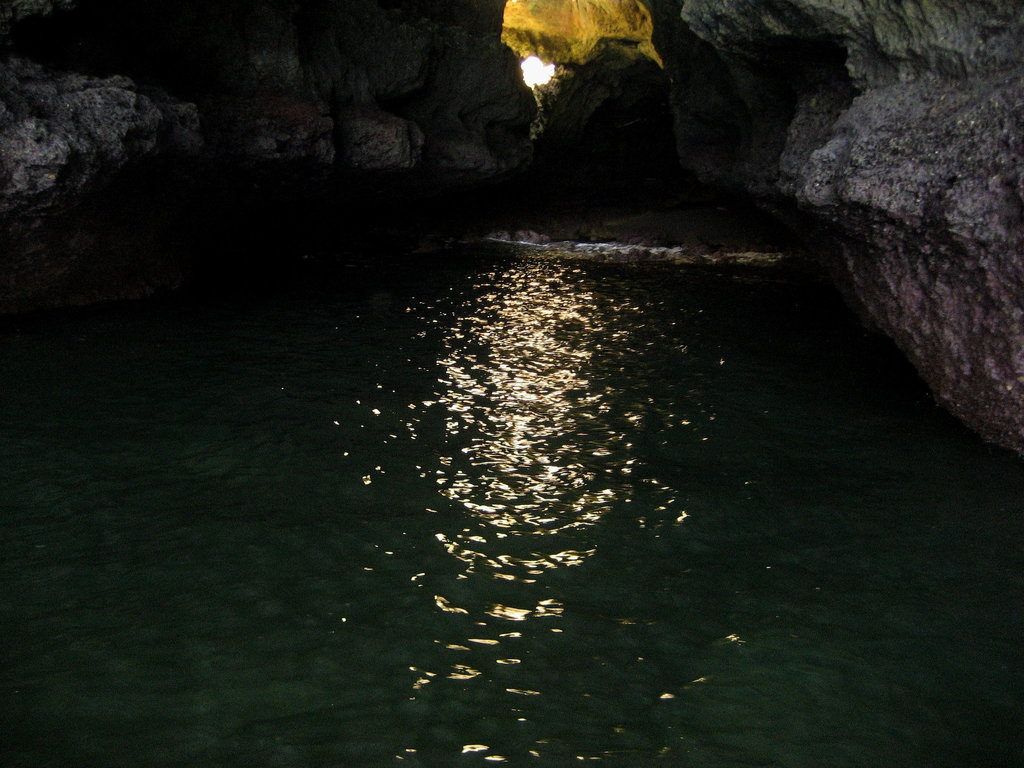 Algarve, Praia Marinha, marine caves (5)