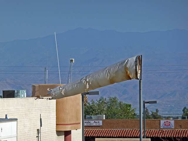 DHS Helipad Windsock (0084)