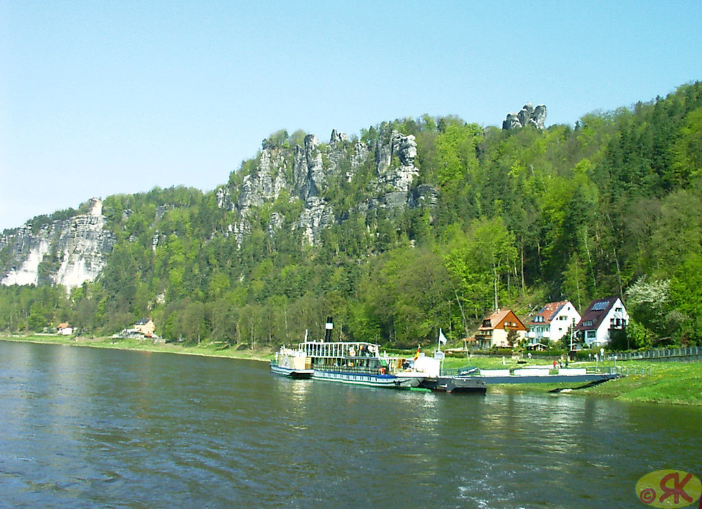 2008-04-27 036 Eo ŝipveturado de Pirna al Hrensko kaj reen