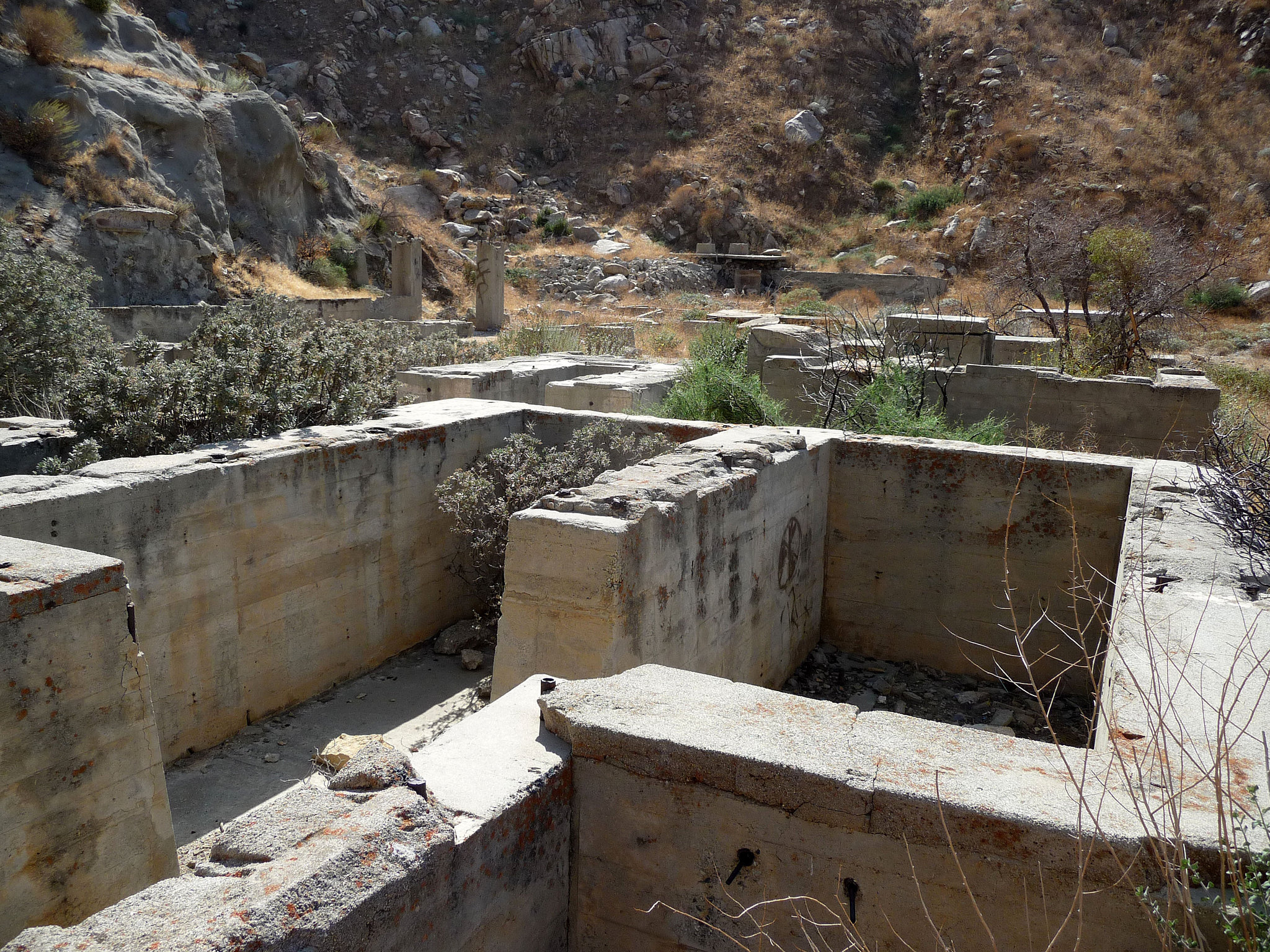 Colorado River Aqueduct at Mt San Jacinto (0400)