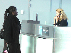 Ponytail Black Lady in wedges -  Brussels airport  / October 19th 2008