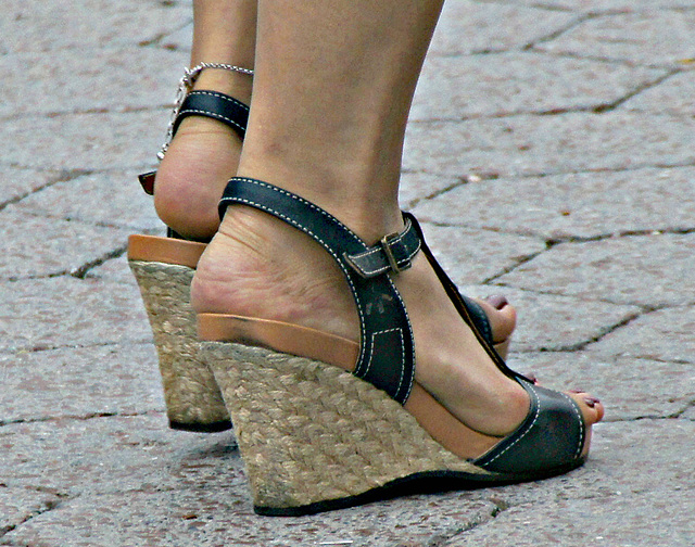 wedge heels