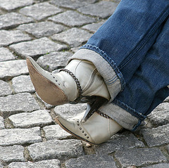 Rachel in her hot sexy Boots with rolled-up jeans !  With permission -  Photographer / Photographe : MANDY.
