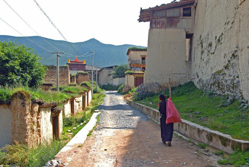 Living quarter behind the Songzanlin Monastery