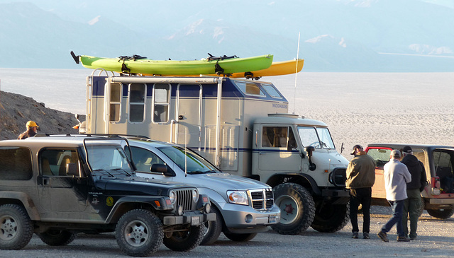 Mercedes RV at Mosaic Canyon (3113)