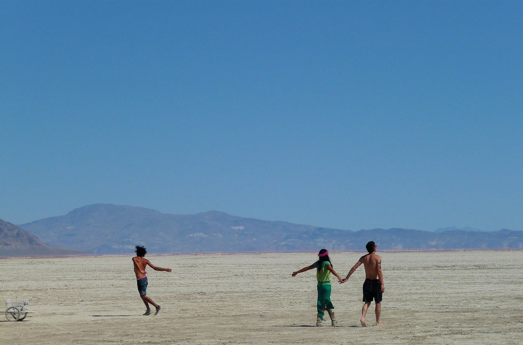 Dancers On The Playa (1059)