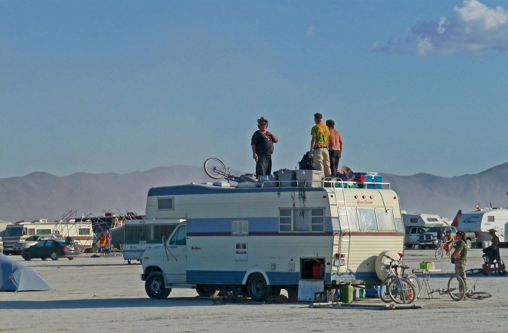 RV Rooftopping (1269)