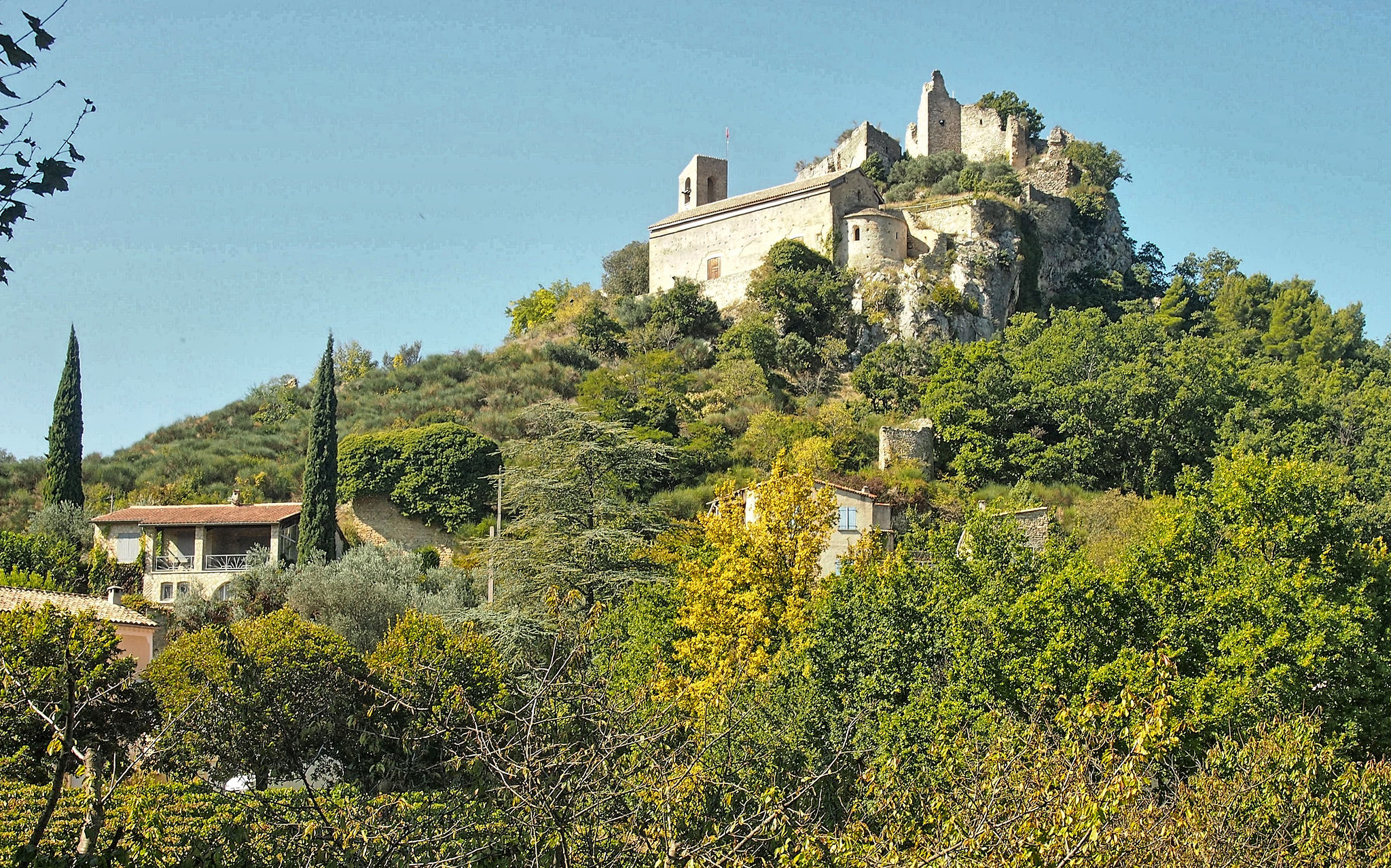Entrechaux Provence