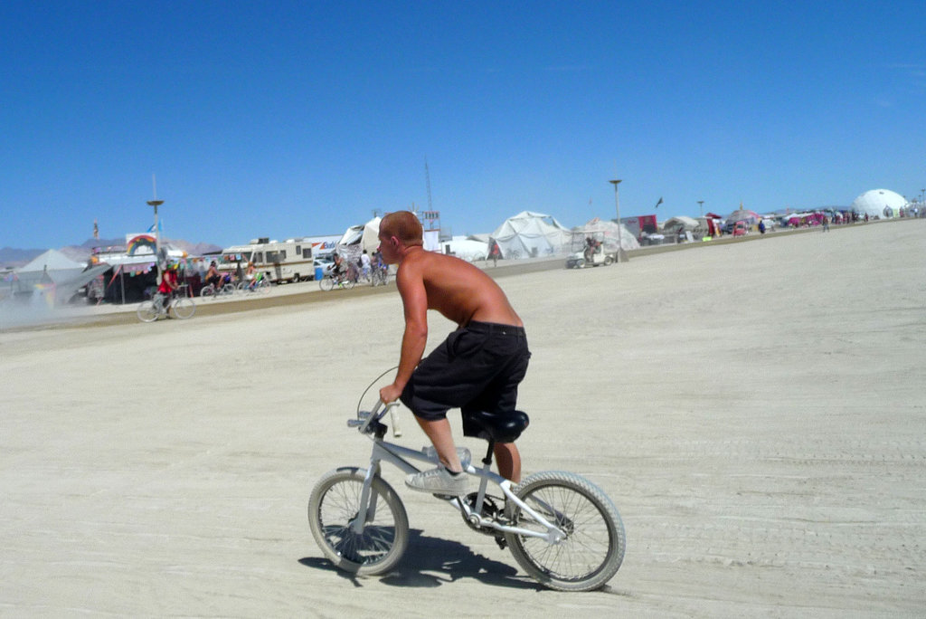 Cyclist on the Playa (1083)