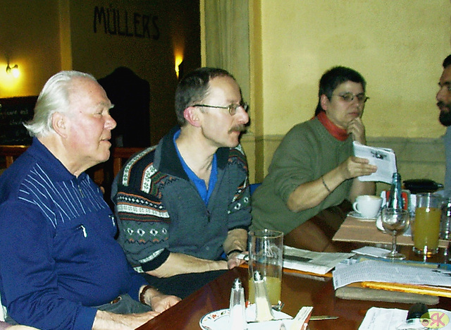 2008-02-29 02 Eo-kutimtablo, Cafe´ Müllers