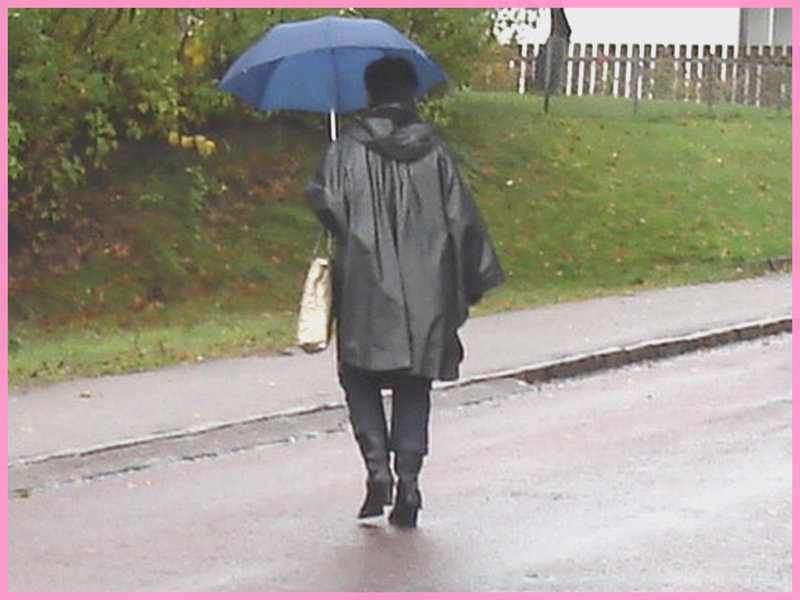 Dame mature en Bottes de cuir à talons  marteau / Mature Swedish Lady in hammer heeled Boots- Enehall pensionat - Båstad  - Suède / Sweden