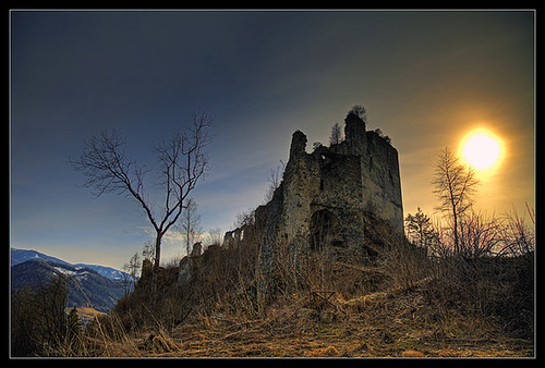 Castle Ruin Kaisersberg - 9