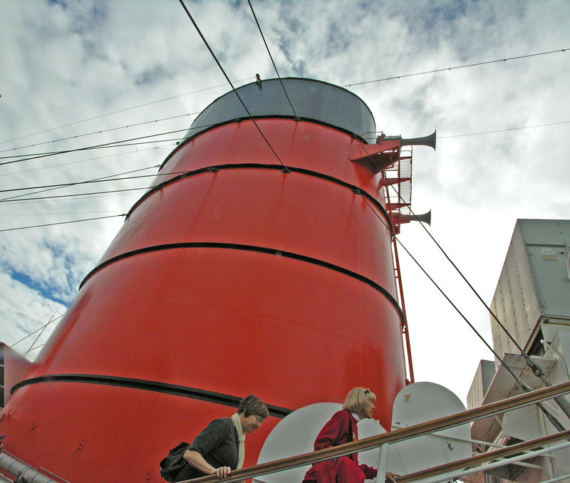 Queen Mary (8230)