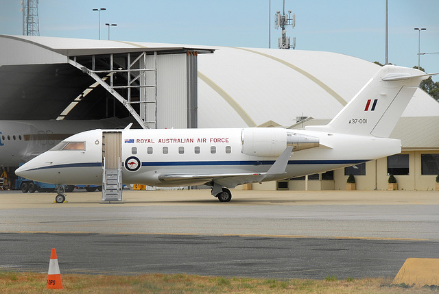 A37-001 CL604 Royal Australian Air Force