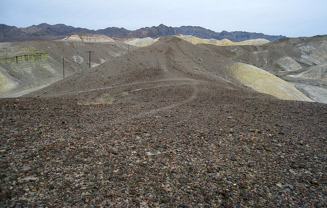 Near Furnace Creek (2081)