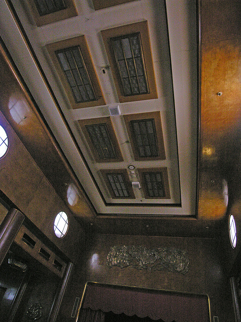 Queen Mary Ballroom Ceiling (8190)