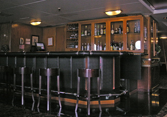 Queen Mary Lobby Bar (8181)