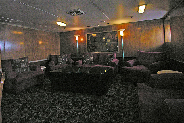 Queen Mary Lounge (8180)
