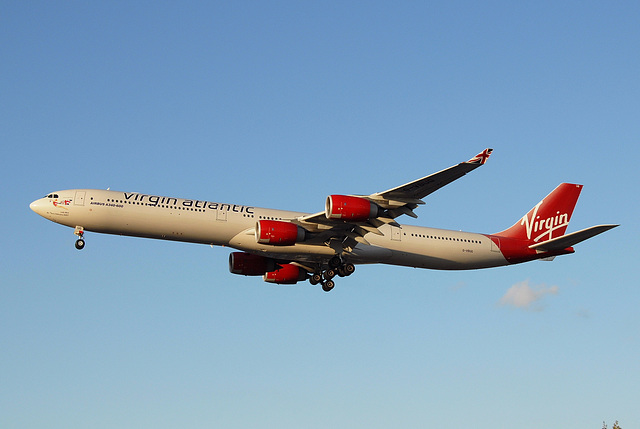 G-VBUG A340-600 Virgin Atlantic