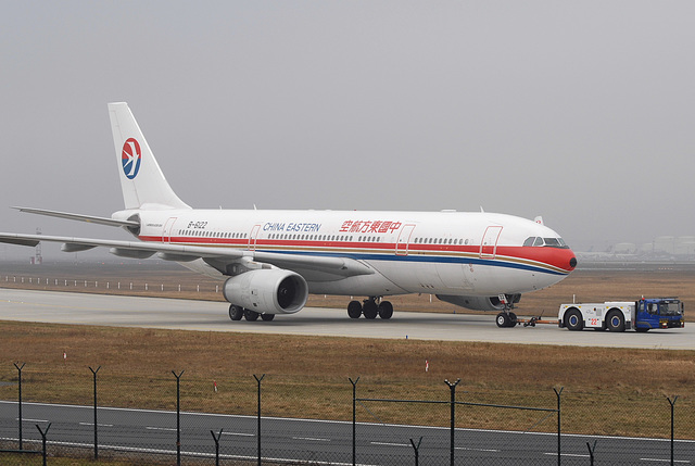 B-6122 A330-243 China Eastern