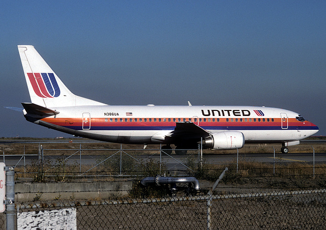 N386UA B737-322 United Airlines