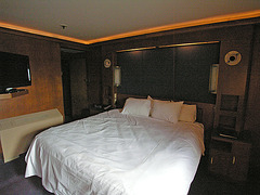 Duke Of Edinburgh Suite Bedroom (8217)