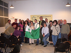 Komuna fotado en la kongresejo, junulara gastejo de Kordovo