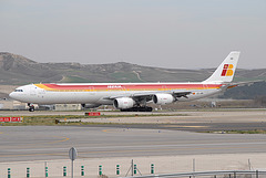 EC-IQR A340-642 Iberia