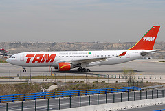 PT-MVB A330 TAM