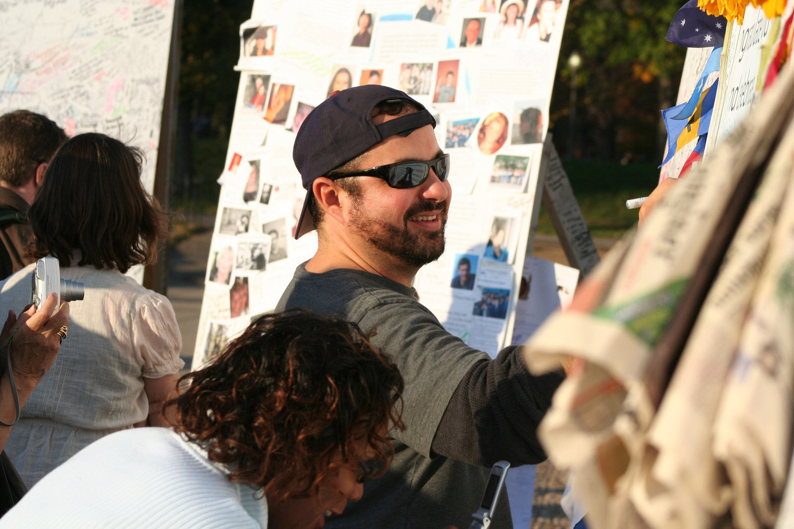 44.ObamaMessageBoard.LincolnMemorial.WDC.7nov08